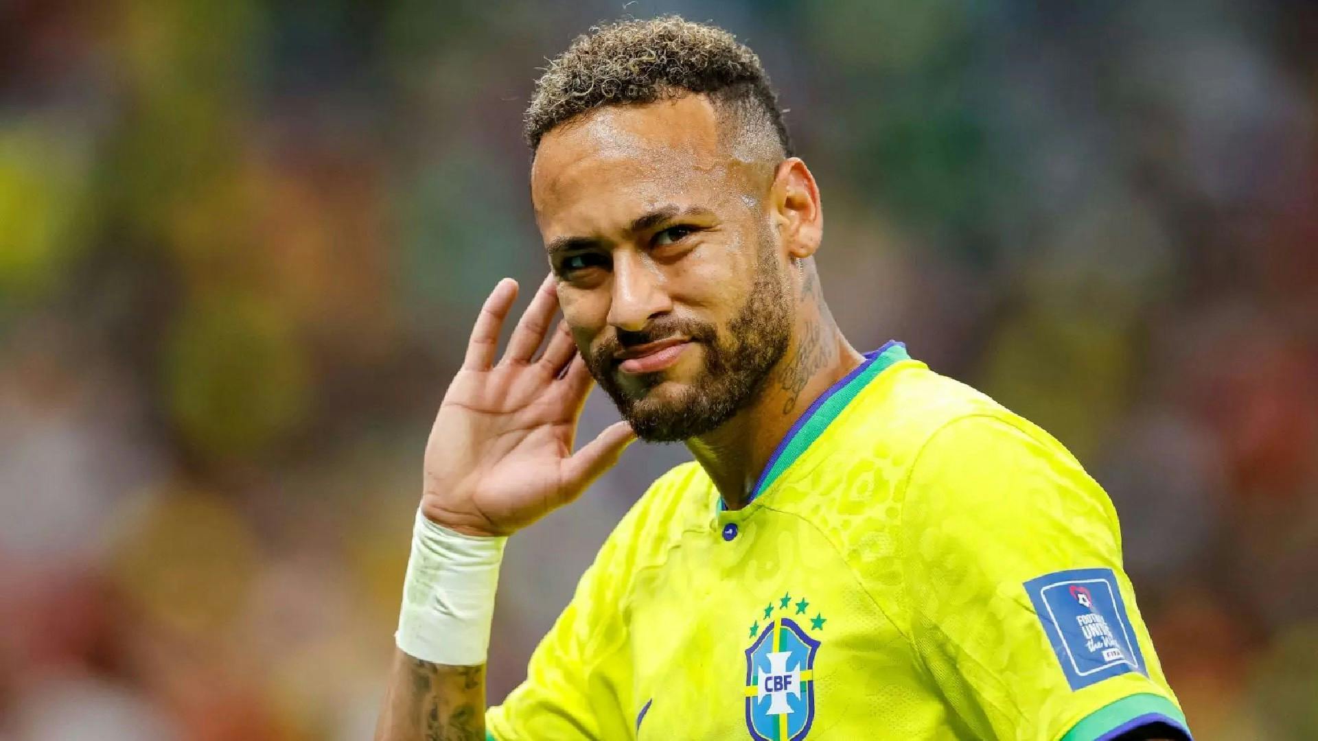 Neymar scrive la storia del Brasile, battuto il record di Pelé
