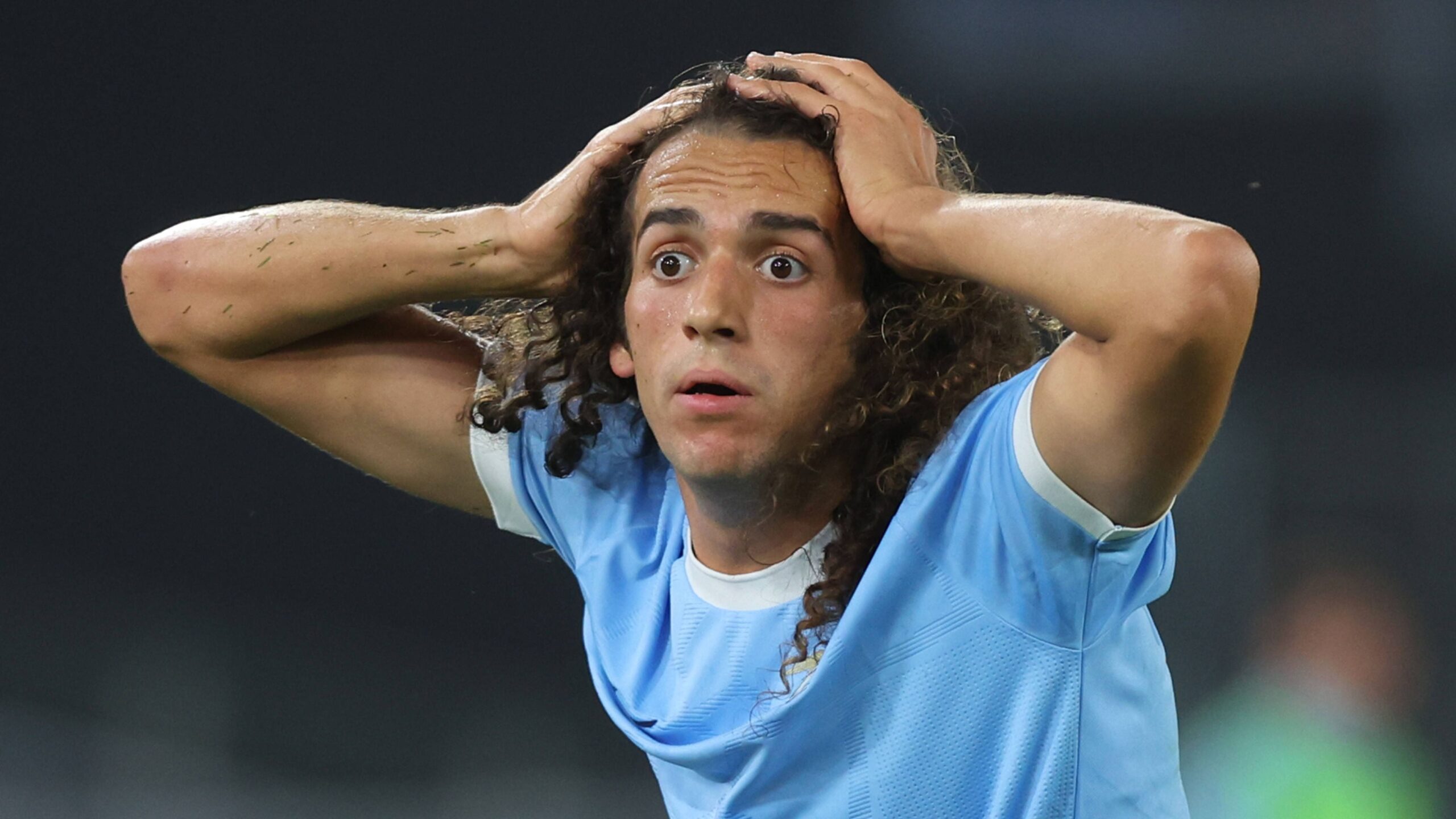 Guendouzi incredulo per il mancato secondo giallo a McKennie