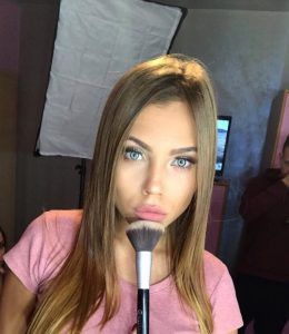 21981018_120648345286018_8867199212270387200_n-260x300