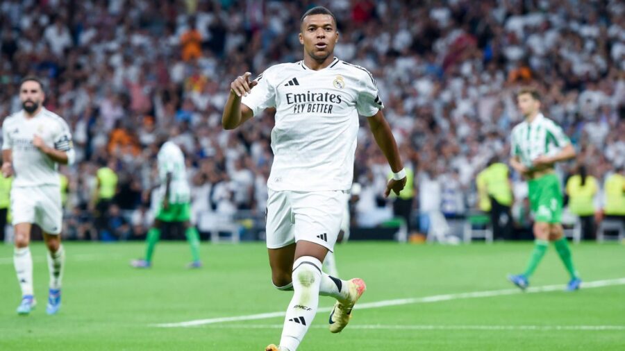 Ancelotti replica a Luis Enrique sui compiti di Mbappe