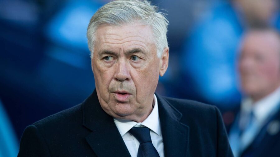Ancelotti risponde alle critiche in conferenza