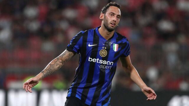 Calhanoglu a rischio squalifica per l incontro con gli ultras