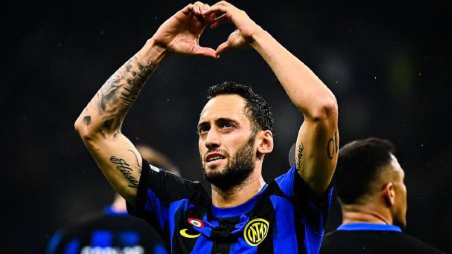 Calhanoglu inter esultanza