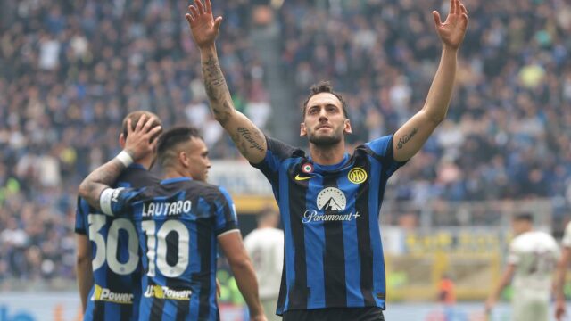 Calhanoglu nessuna rivincita sul Milan durante la festa scudetto