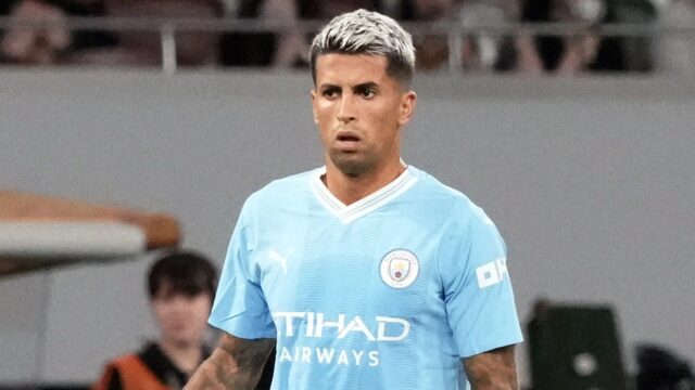 Cancelo bloccato