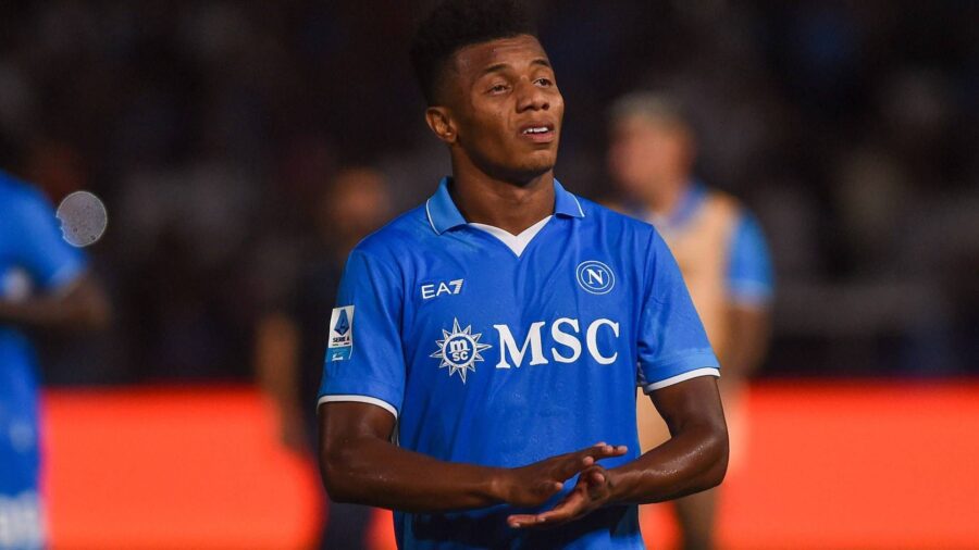 David Neres derubato a Napoli