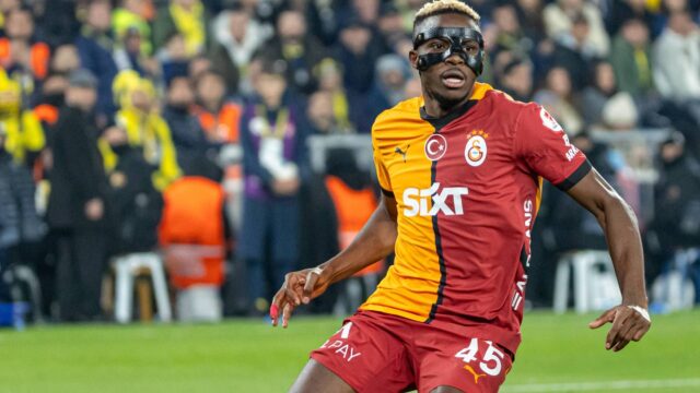 De Laurentiis esclude il passaggio di Osimhen alla Juventus