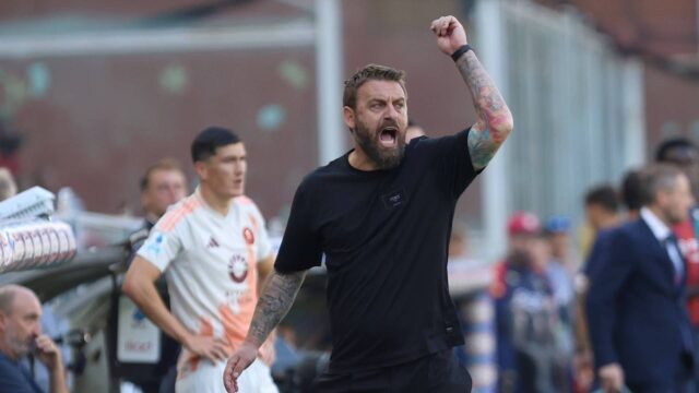De Rossi riceve il Tapiro d oro