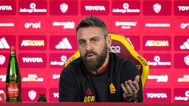 De Rossi risponde a Lotito in conferenza