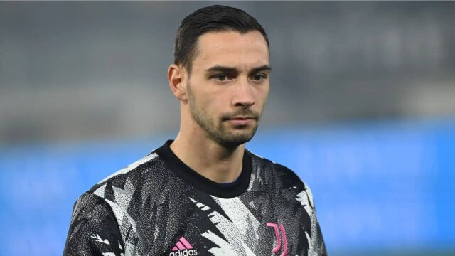 De Sciglio contro Thiago Motta