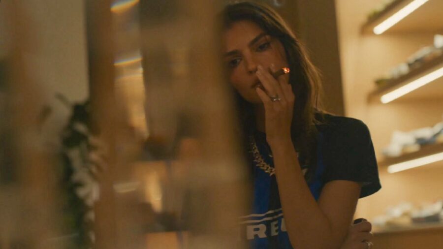 Emily ratajkowski inter