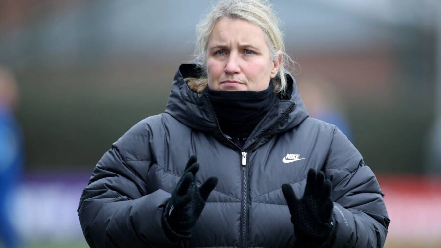 Emma Hayes definisce inappropriate le relazioni tra calciatrici