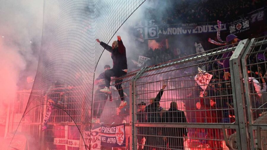 Fiorentina Olympiacos allarme rosso ad Atene l Uefa teme infiltrazioni ultras