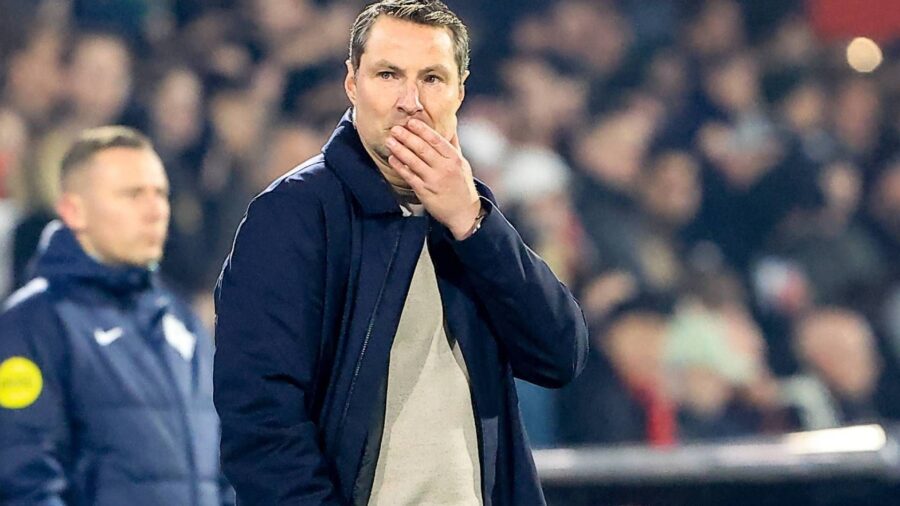 Il Feyenoord esonera l allenatore Brian Priske