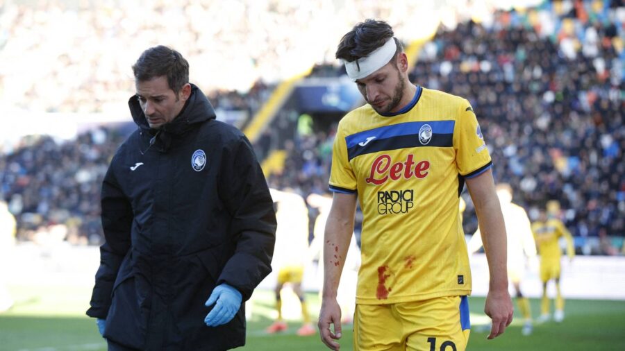 Infortunio Djimsiti trauma cranico per il difensore dell Atalanta