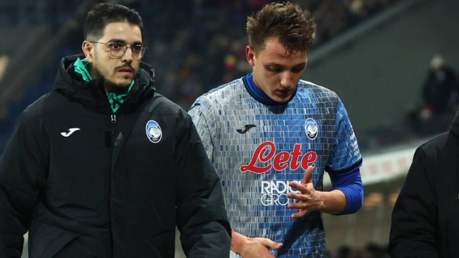 Infortunio Retegui l attaccante dell Atalanta si ferma per un problema muscolare