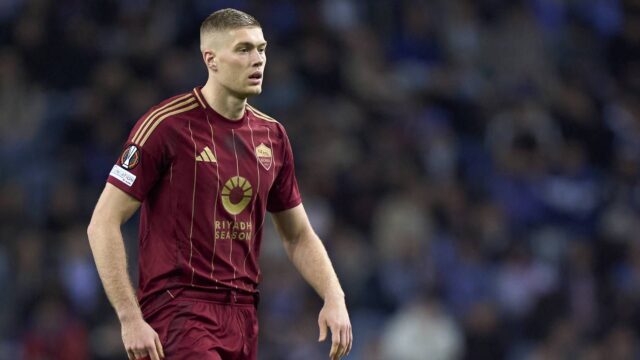 Infortunio per Artem Dovbyk nel prepartita di Roma Porto