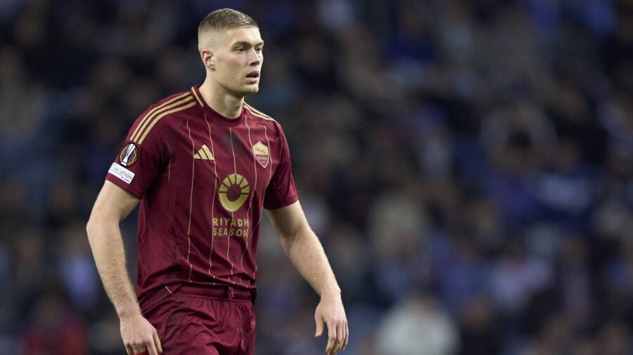 Infortunio per Artem Dovbyk nel prepartita di Roma Porto