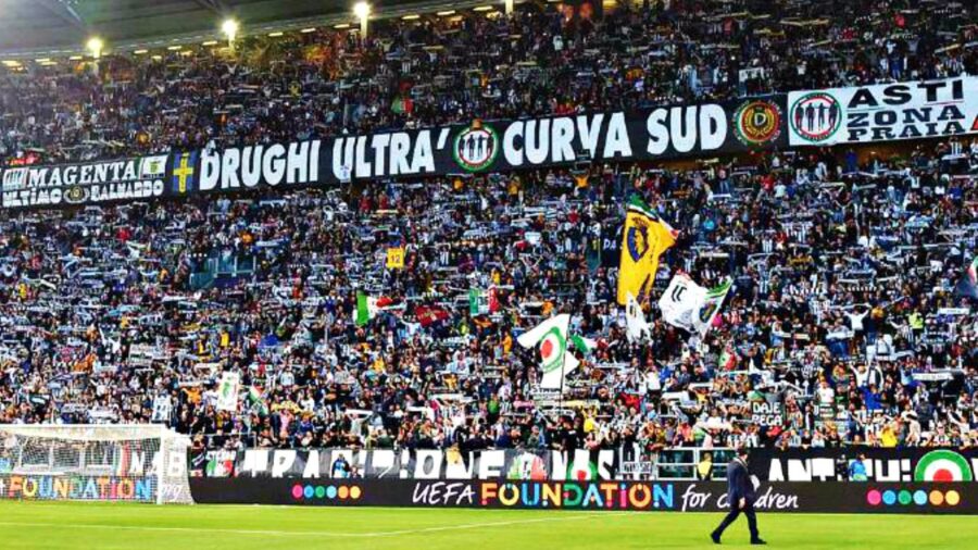 Lo sfogo del giornalista di Report Dopo il servizio sui rapporti tra ultras Juve e ndrangheta la mia vita e finita. Hanno cercato di uccidermi