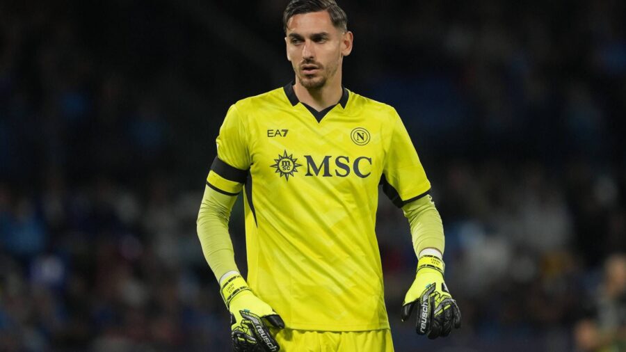 Meret in stand by il rinnovo con il Napoli
