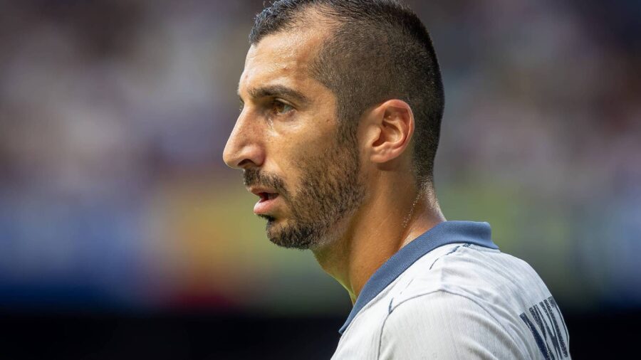 Mhkitaryan nel prepartita di Inter Lecce