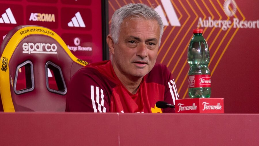 Mourinho Verona Roma