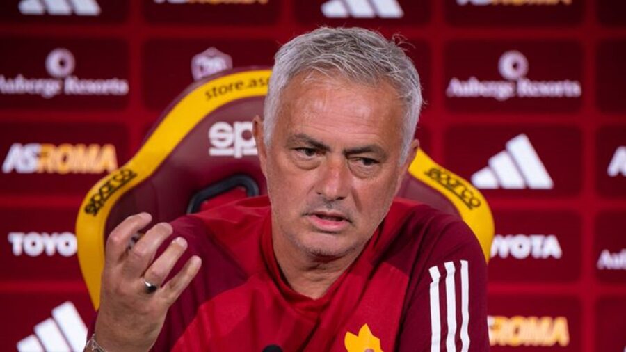 Mourinho conferenza stampa