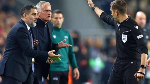 Mourinho espulso in Fenerbache Man Utd
