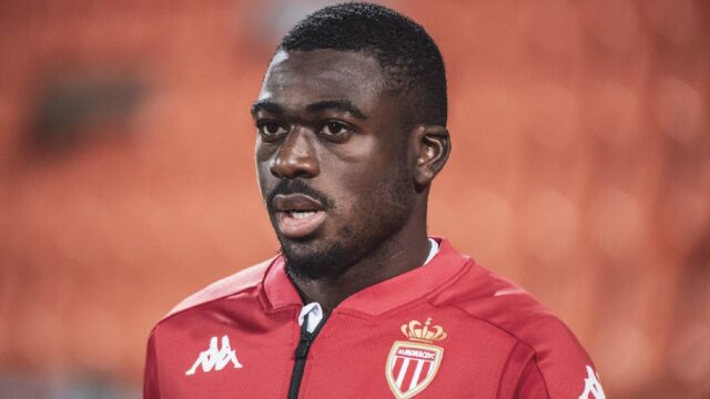 Napoli su Fofana sgarbo al Milan