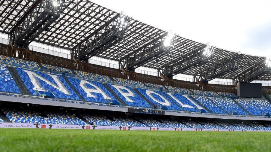 Napoli tribuna