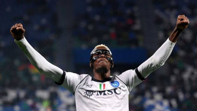 Osimhen ripara la rete rotta in Sassuolo Napoli
