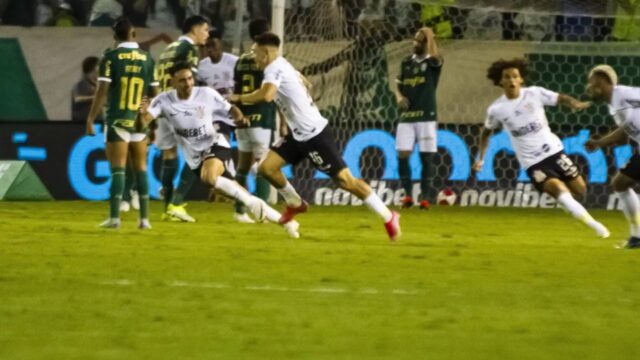 Palmeiras Corinthians il ds rompe un vetro