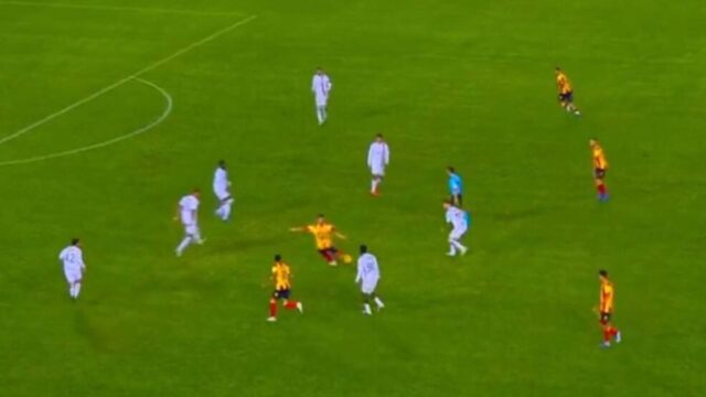 Piccoli gol annullato