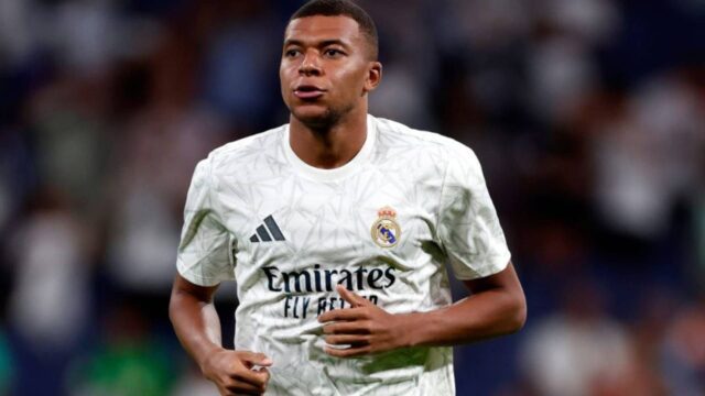 Psg condannato a pagare 55 milioni a Mbappe
