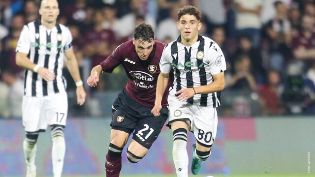 Simone Pafundi udinese