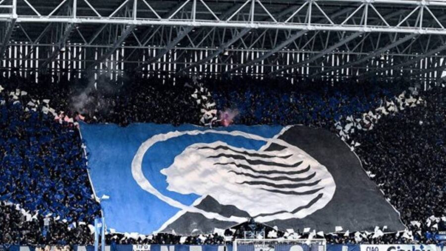 Tifosi Atalanta sfotto ai tifosi della Roma