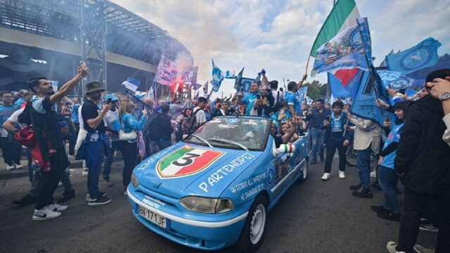 Tifosi Napoli scudetto