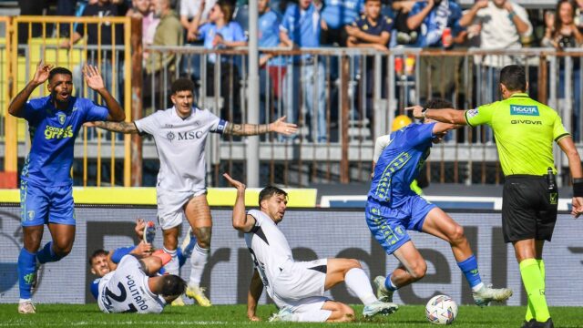 Varriale stoccata ai tifosi della Juve sul rigore concesso al Napoli
