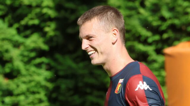 Albert gudmundsson genoa