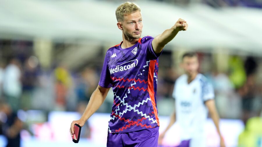 Antonin barak acf fiorentina gestures uefa europa conference league play off 1st leg fiorentina v puskas academy stadio artemio franchi august 22 2024 florence italyjpg