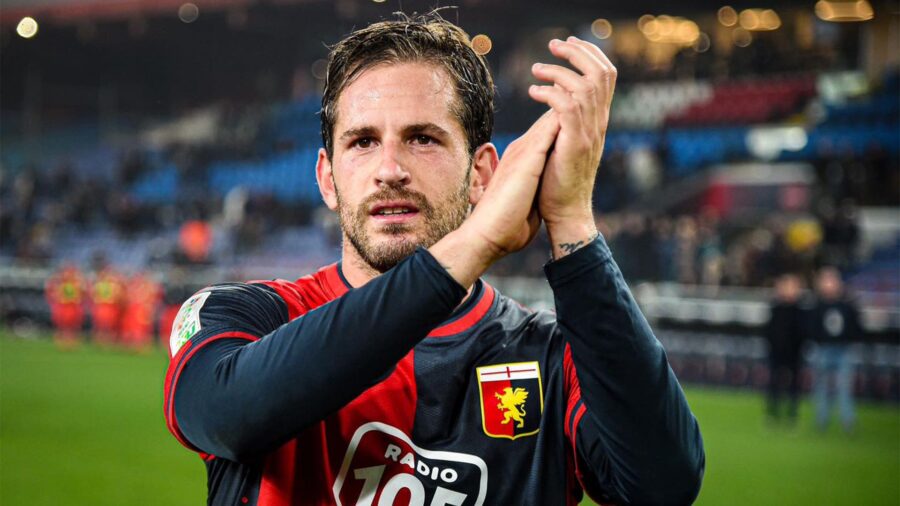 Aramu con la maglia del genoa