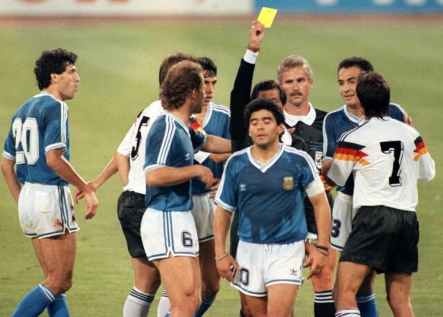 Arbitro italia 90 attacca maradona