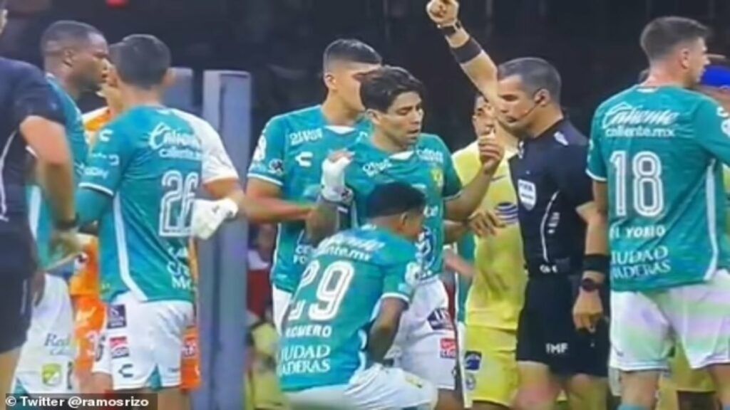 arbitro-messico-1024x576