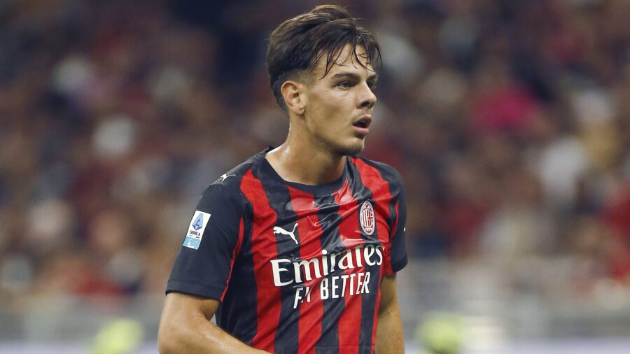 Ardon jashari milan serie a 2025 26 milan vs cremonese 23 08 2025 azione action single shot close up serie a 2025 26 milan cremonese 1 2jpg