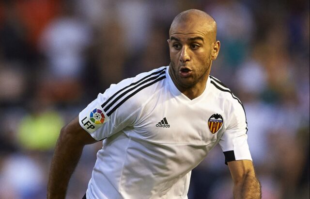 Aymen abdennour in action for valencia scaled
