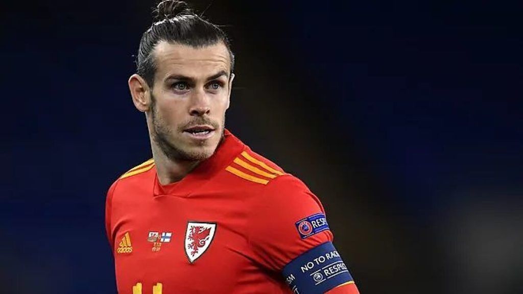 bale-e-gli-alieni-1024x576-3