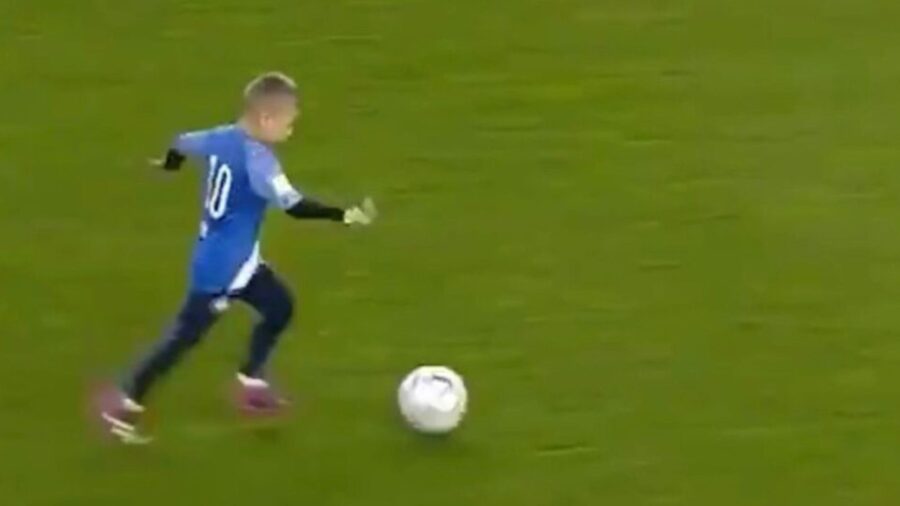 Bambino gol negato