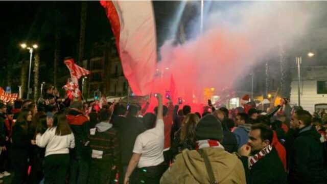 Bari contestazione de laurentiis