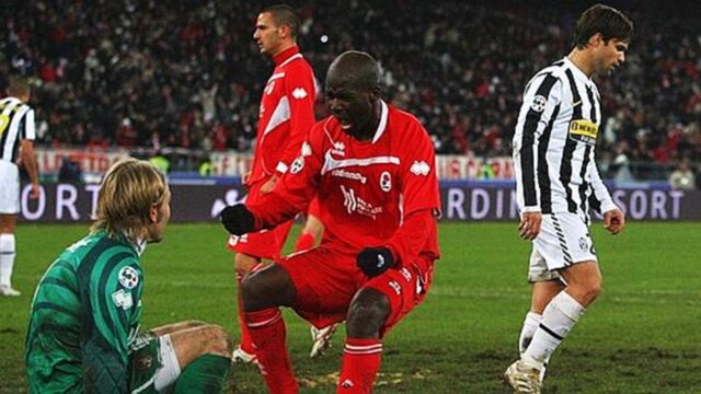 Bari diede lezioni di calcio alla juve
