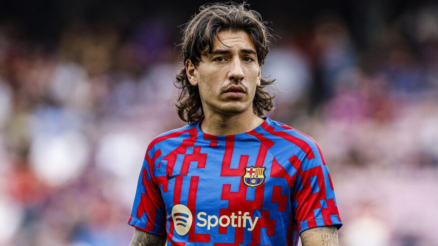 Bellerin con la maglia del barcellona